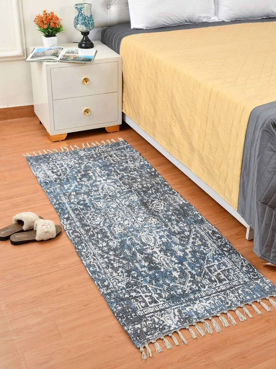Handmade Blue-White Designed Rug - Image 2