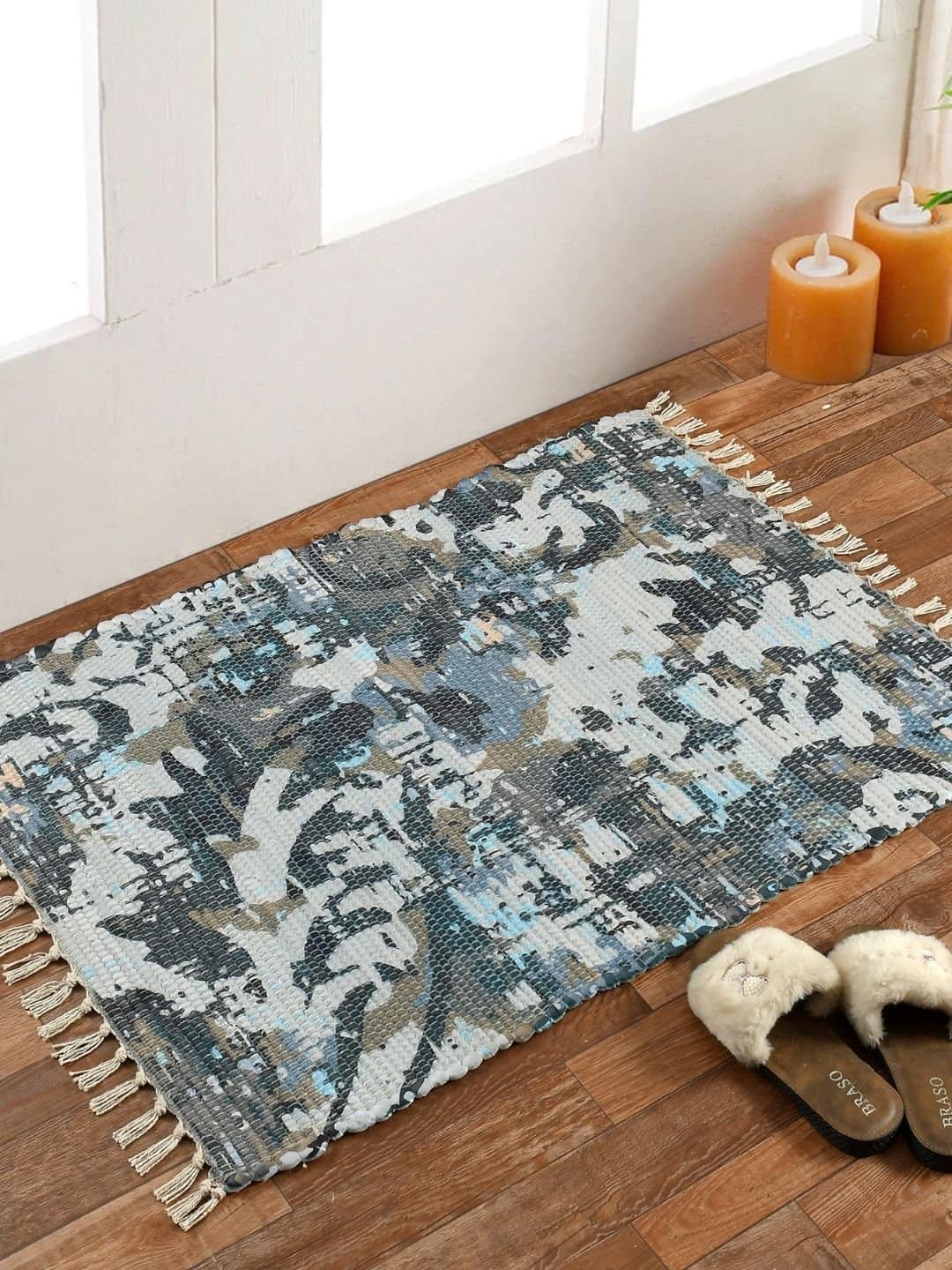 Handmade Greyish Shade Mordern Rug - Image 4