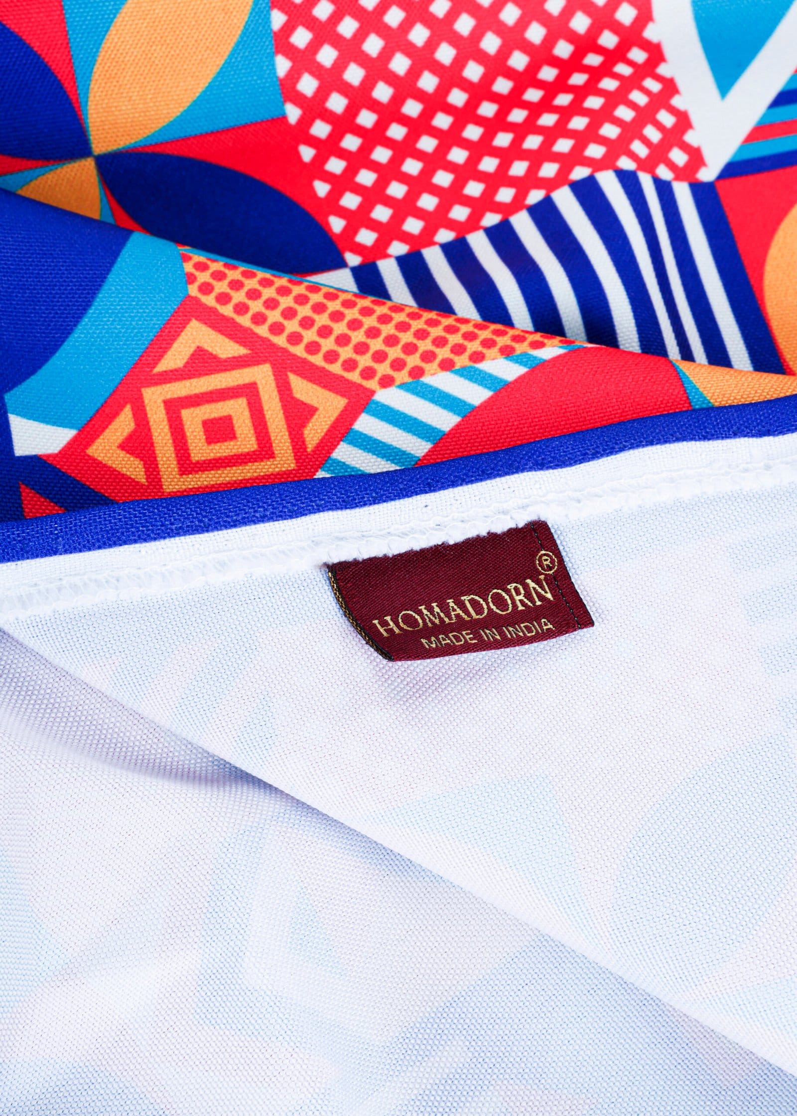 Vibrant Meadow Printed Dining Table Cloth - Image 2