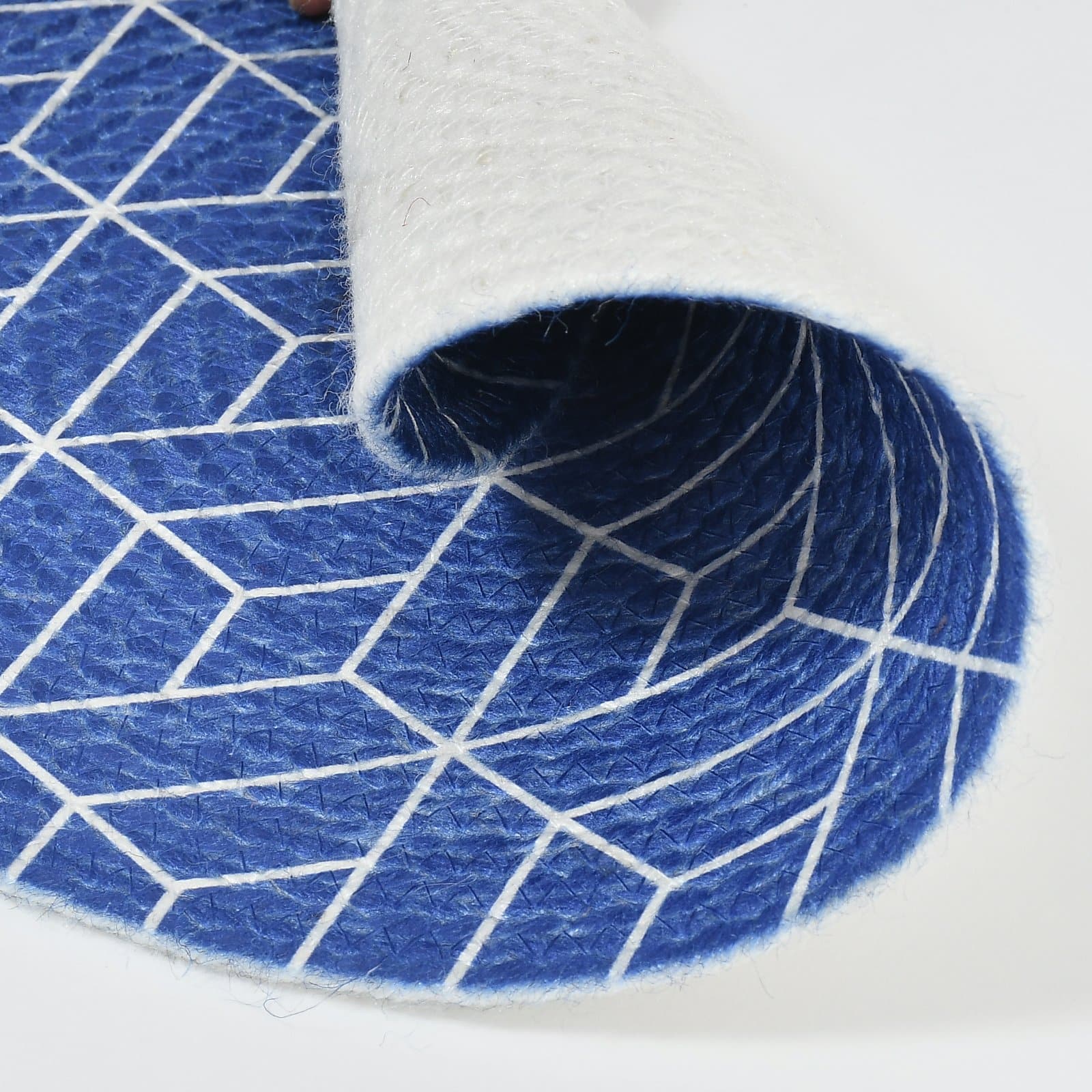 Modern Home Décor Round Dining Mats - Image 3
