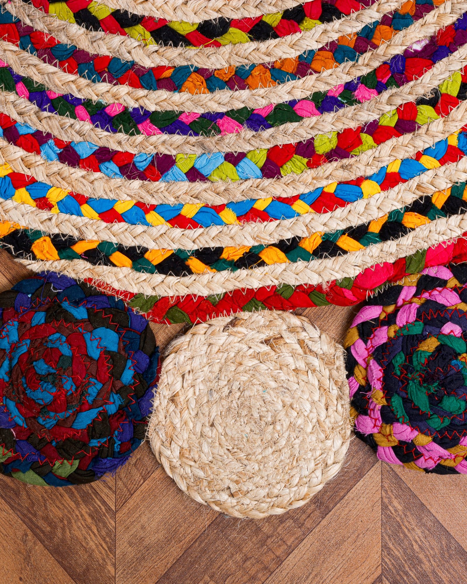 Traditional Jute Carpet - Image 4