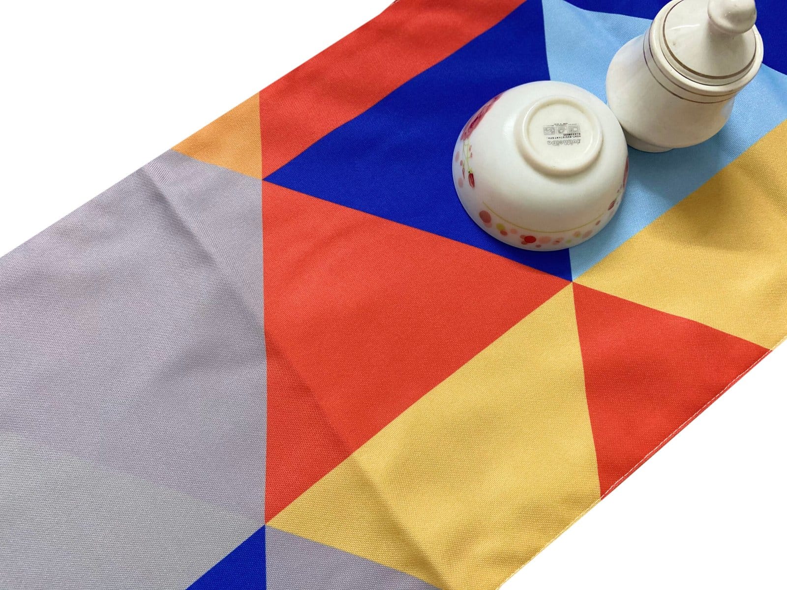 Digital Multicolor Triangle Pattern Table Runner - Image 3