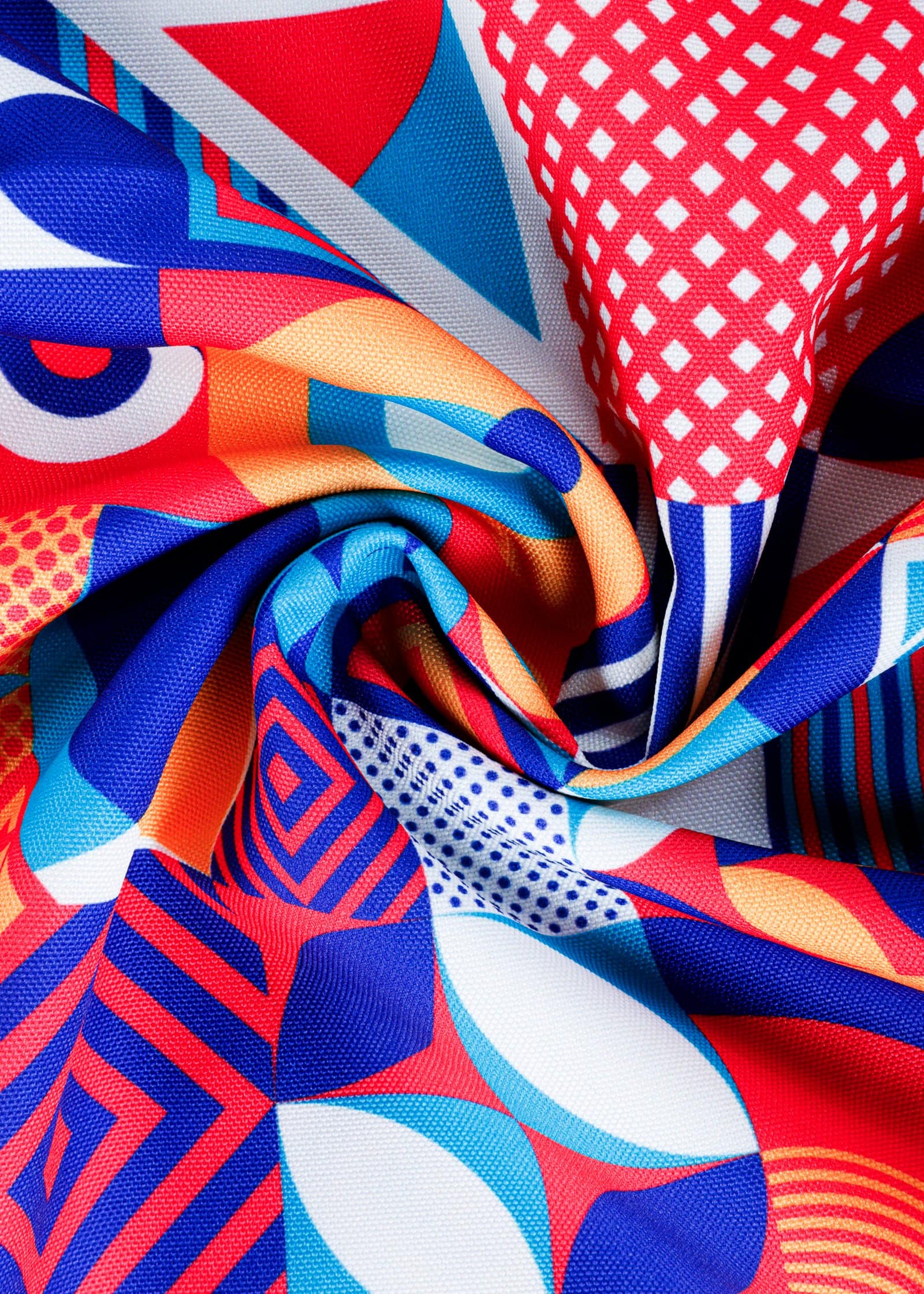 Vibrant Meadow Printed Dining Table Cloth - Image 4