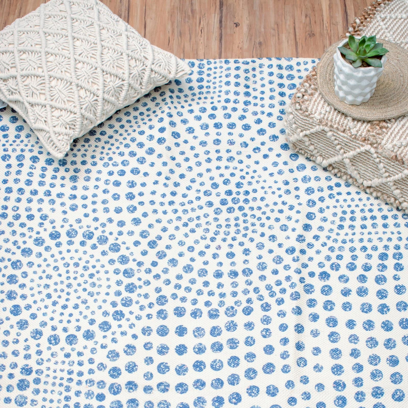Sustainable PET Rugs - Image 1