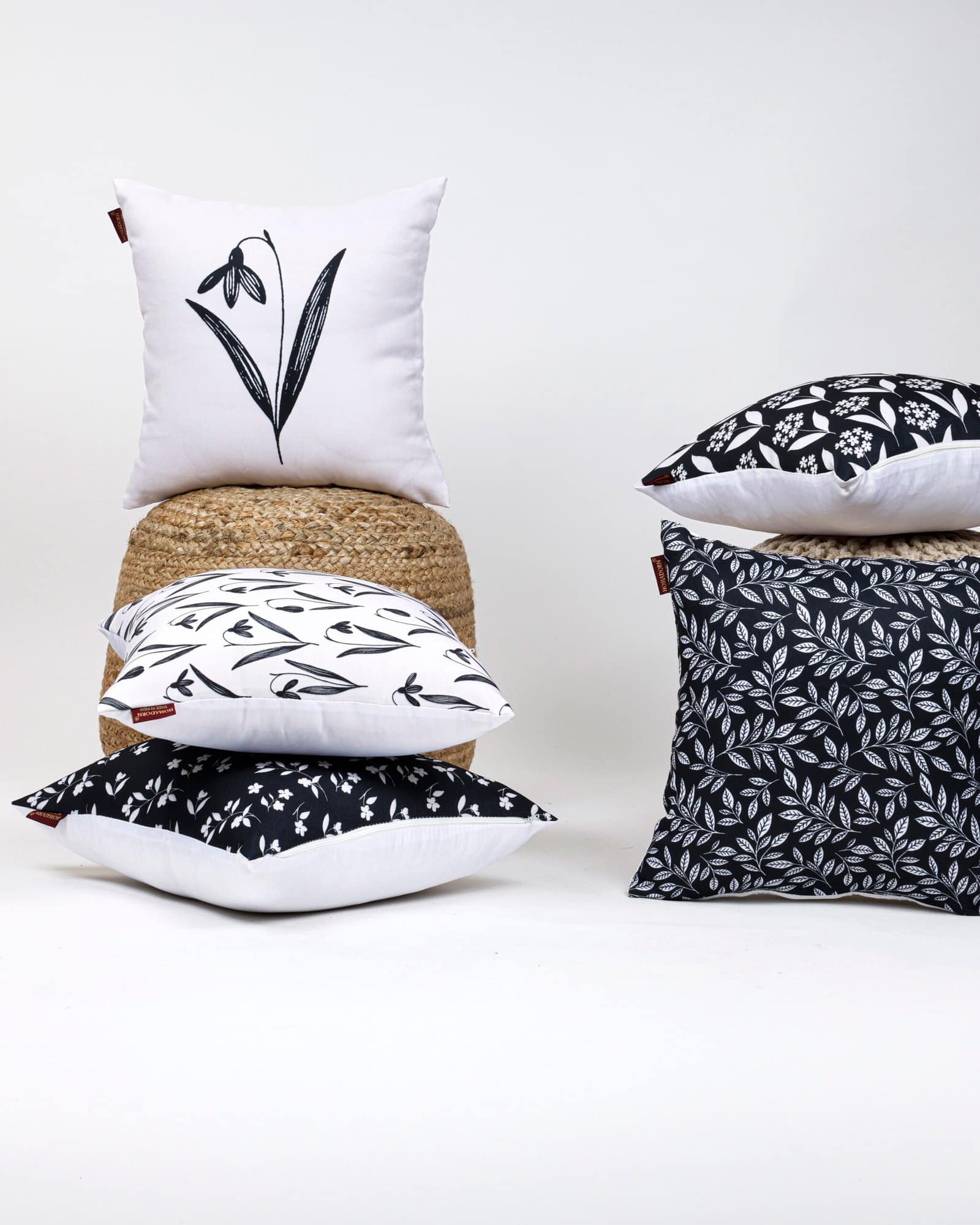Stylish Printed Canvas Cushion Covers - Image 2