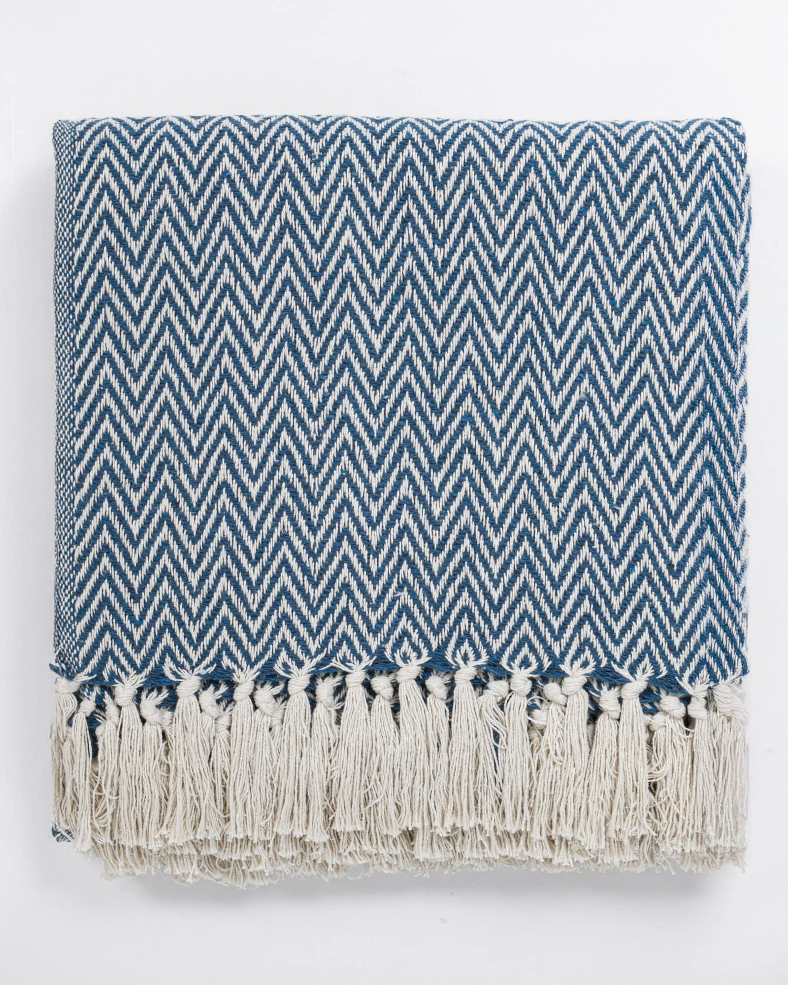 All Season Cotton Teal-Green Weaved Throw - Image 3