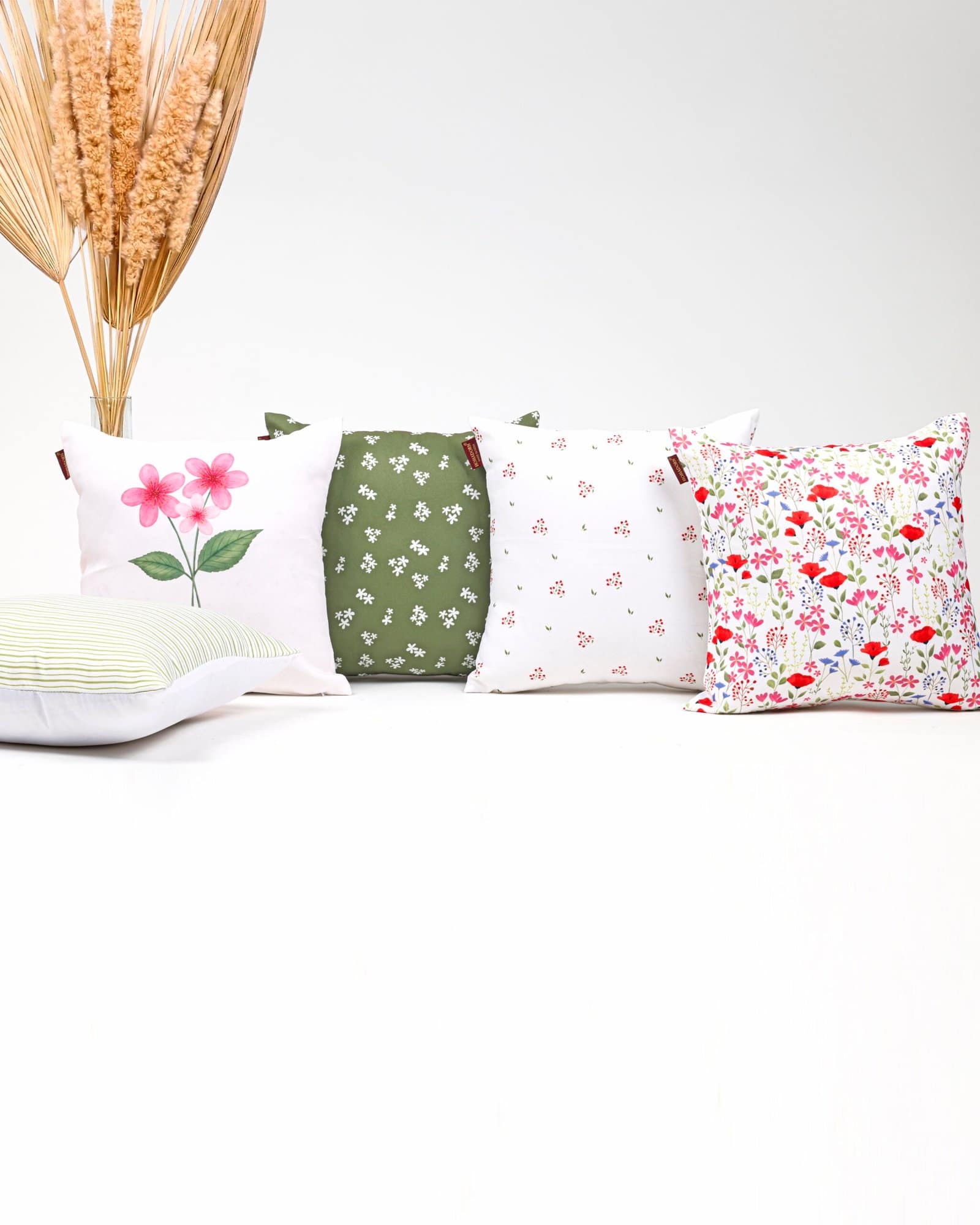 Elegant Printed Cushion Cover - Image 3