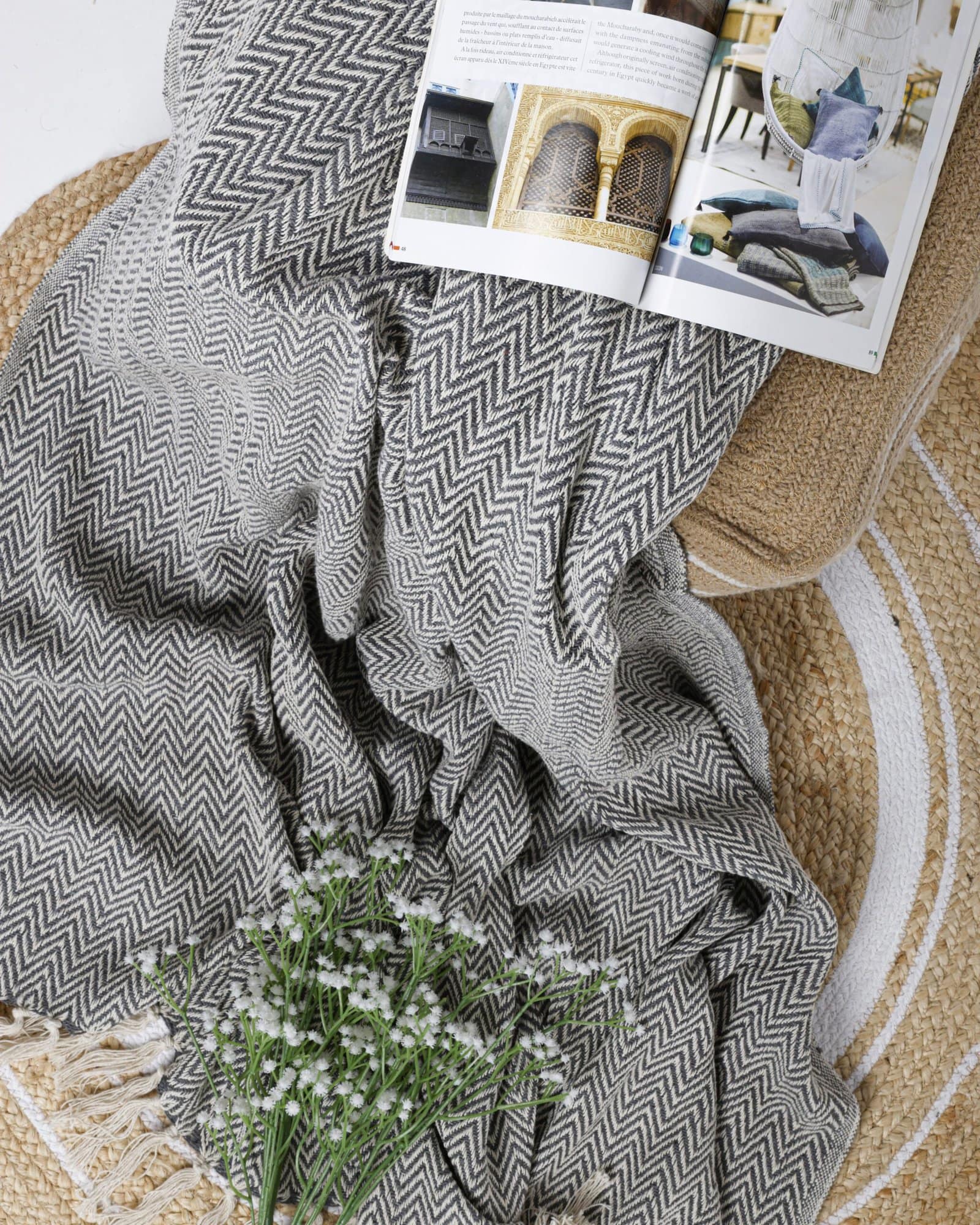 All Season Cotton Grey Weaved Throw
