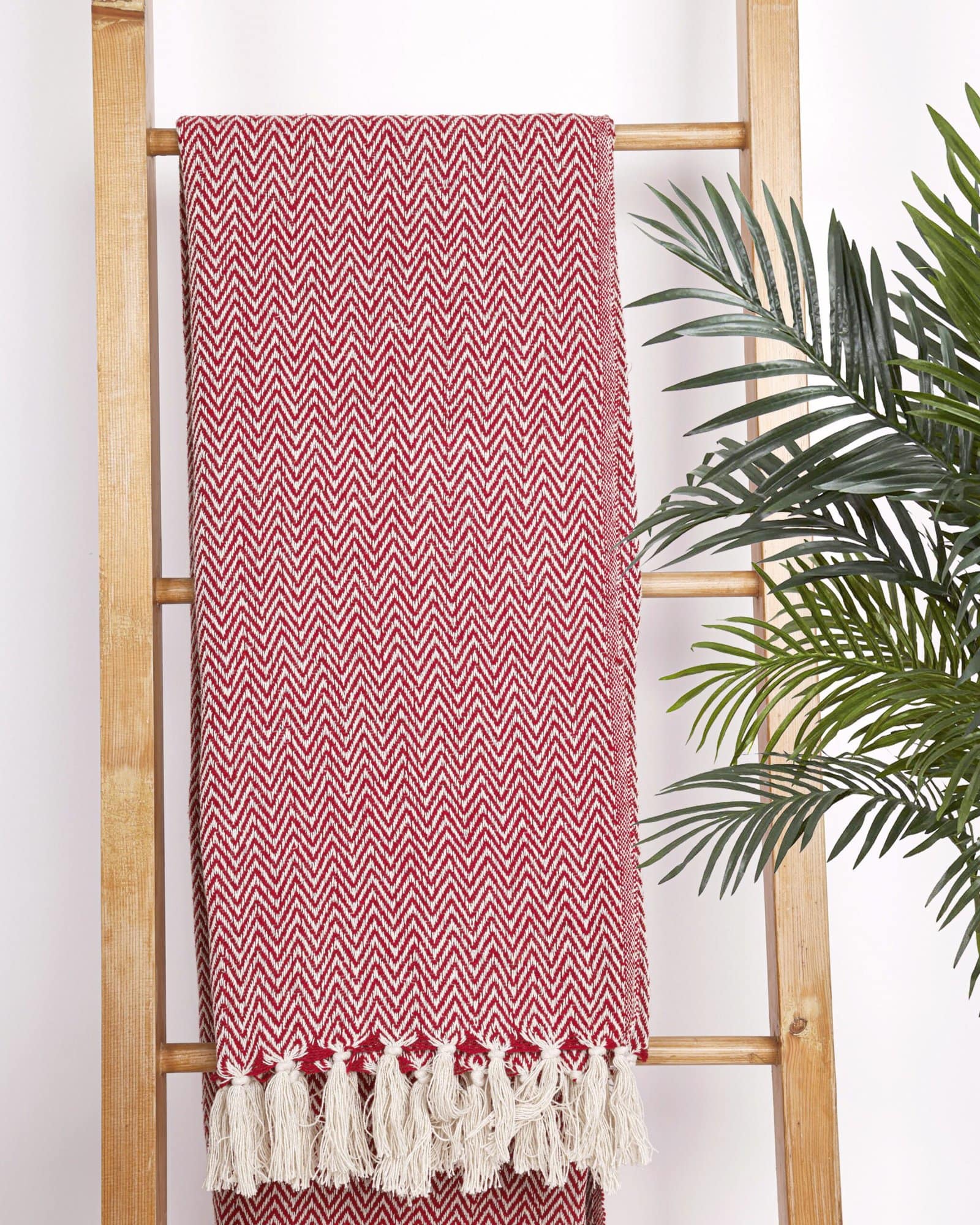 All Season Cotton Red Weaved Throw - Image 5
